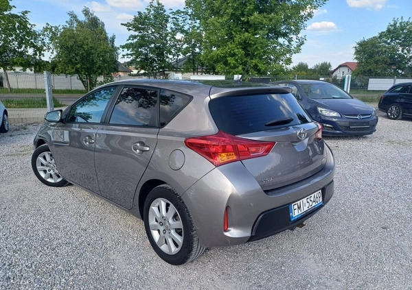 Toyota Auris cena 37900 przebieg: 72000, rok produkcji 2013 z Sulechów małe 379